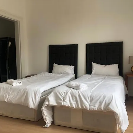 Apartment Desirable Edinburgh Apartment By The City Centre Edinburgh