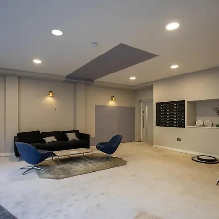 Amazing 2 Bedroom With Views Of Castle Apartamento *