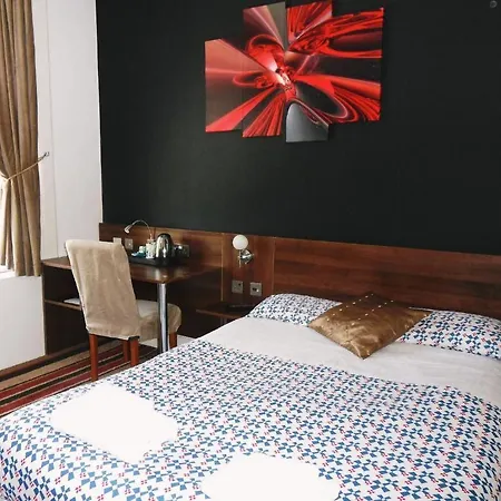 בית הארחה Blossom 3*