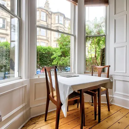 Guestready - Beautiful Flat With Garden *