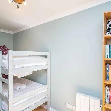 Apartamento Stunning Flat With Sea View And Parking - Pass The Keys Edimburgo