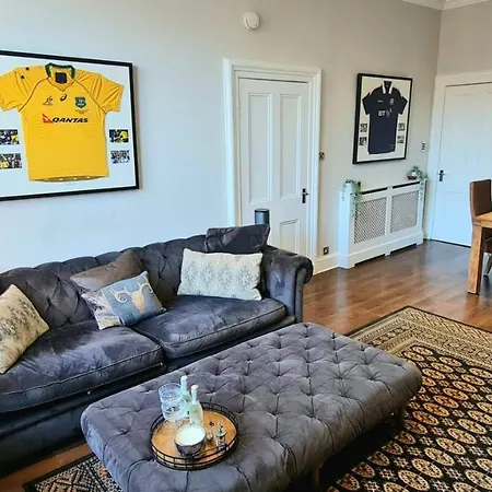 Apartment Stunning 2 Bedroom Georgian *