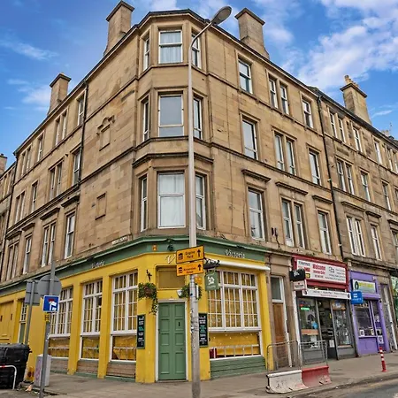 Wonderful & Comfy 2 Bedroom - Close To Centre - Free Parking Edinburgh