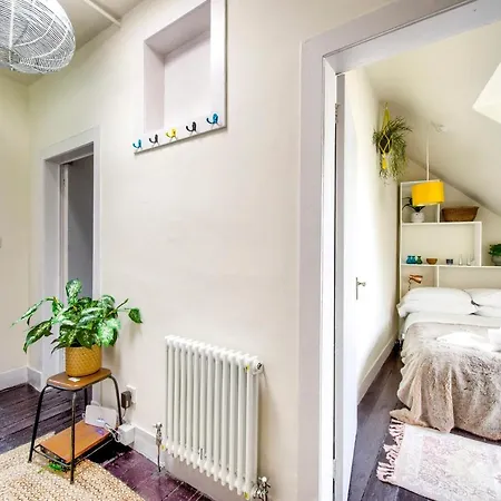 Apartment Guestready - Vibrant Attic Apt In Lovely Leith Edinburgh