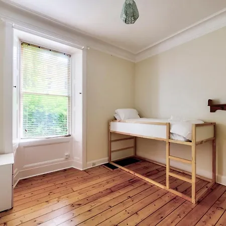 Guestready - Beautiful Flat With Garden Edimburgo