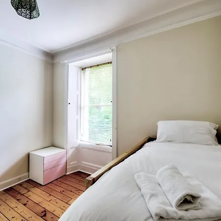 Guestready - Beautiful Flat With Garden * Edimburgo
