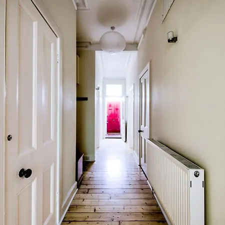 Guestready - Beautiful Flat With Garden * Edimburgo