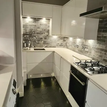 Stunning 2 Bedroom Georgian * Edinburgh