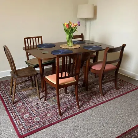 Cosy 2 Bedroom In In A Great Location Casa vacanze