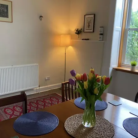 Casa vacanze Cosy 2 Bedroom In In A Great Location *