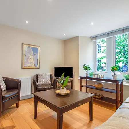 Stylish & Modern 2 Bedroom Ground Floor Close To Centre In Stunning Converted Church - Near Haymarket Train Station - Sleeps Up To 5 Guests *