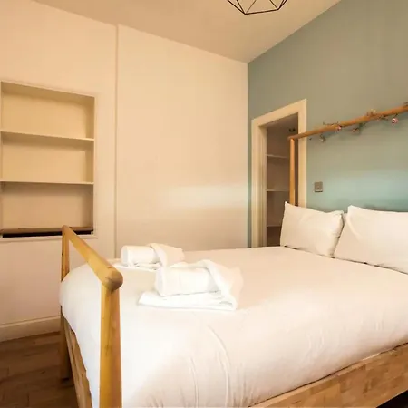 Comfortable 2 Bedroom In The Heart Of Leith Apartament