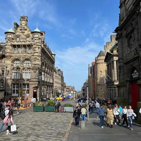 Royal Mile Mansions 2 Bedroom - Centre