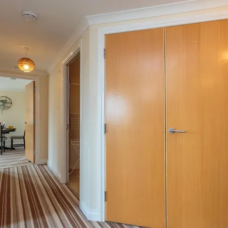 Ocean Way In Leith Apartment