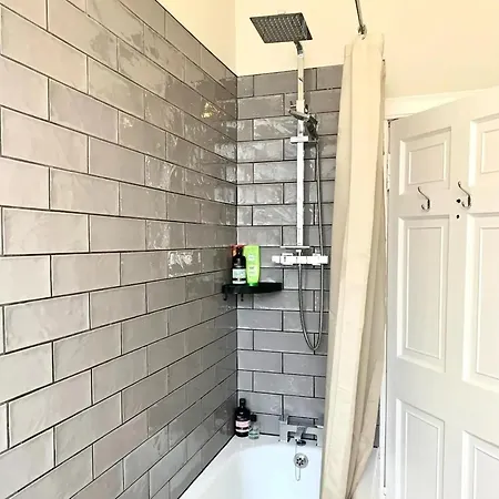 Bright And Cosy 2 Bedroom Flat In Trendy Leith Appartement *