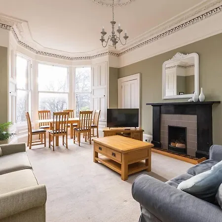 Stunning 3 Bedroom Flat In Bruntsfield Apartment Edinburgh