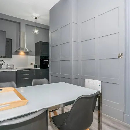 Appartement Pass The Keys Stylish 2 Beds Flat In Historic Victorian Building Édimbourg