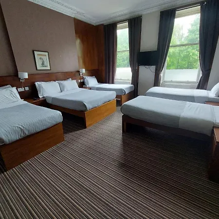 Hotel House 3*