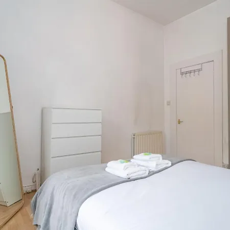 Pass The Keys Modern And Spacious 2 Beds Flat At The Heart Of The City Centre Διαμέρισμα