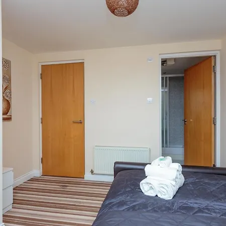 Ocean Way In Leith Apartment