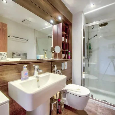 Guestready - Bright Modern 1 Bed Close To Centre * Edinburgh