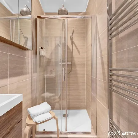 Apartment Cozy With Character Cochrane At Leith Links Park *