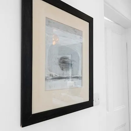 Apartment Cozy With Character Cochrane At Leith Links Park