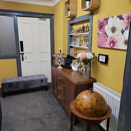 The - No 8 Edinburgh