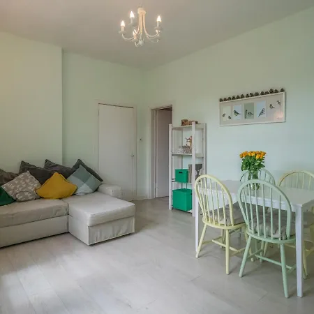 아파트 Pass The Keys Spacious Flat At Royal Mile *
