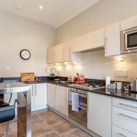 Exclusive 2 Bed, Free Private Parking, In West End Apartamento Edimburgo