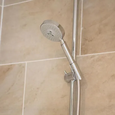 Exclusive 2 Bed, Free Private Parking, In West End Édimbourg