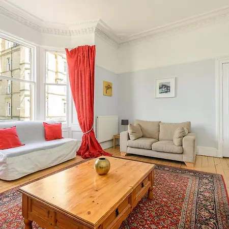 Apartment Lovely Victorian 2-Bed Apartment In Edinburgh *