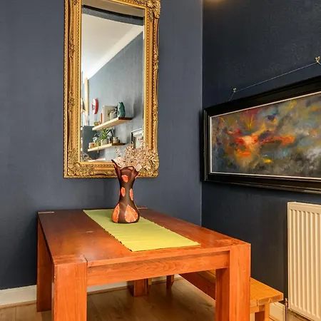 Apartment Lovely Victorian 2-Bed Apartment In Edinburgh *
