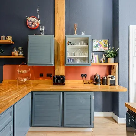 Lovely Victorian 2-Bed Apartment In Edinburgh Edinburgh