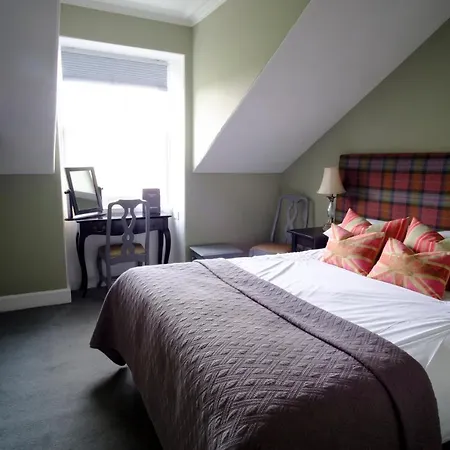 Kingsway 4*