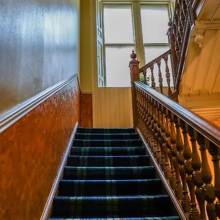 Rosehall Guest house Edinburgh