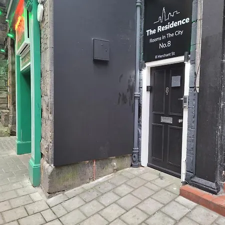 The - No 8 Casa de hóspedes *