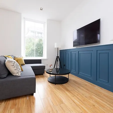 Joivy Glamorous1-bed Flat Overlooking Grassmarket *