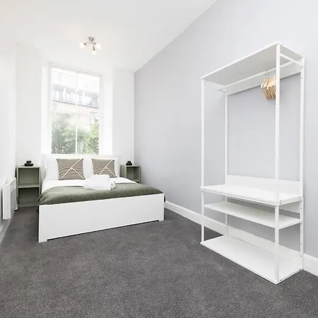 Joivy Glamorous1-bed Flat Overlooking Grassmarket *