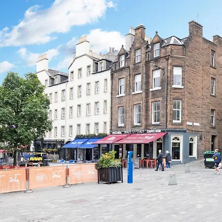 Joivy Glamorous1-bed Flat Overlooking Grassmarket *