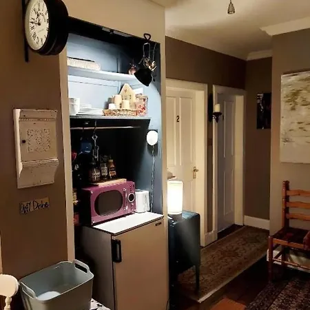Bed & Breakfast Edinburgh's Dean Village River View Retreat