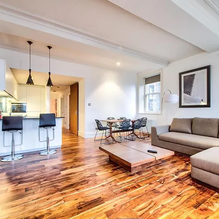 Sumptuous 2br Next To Castle!