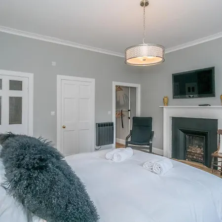 Superb 3beds House In Chic Area Of The Centre - Pass The Keys * אדינבורו