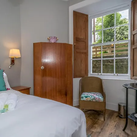 Superb 3beds House In Chic Area Of The Centre - Pass The Keys