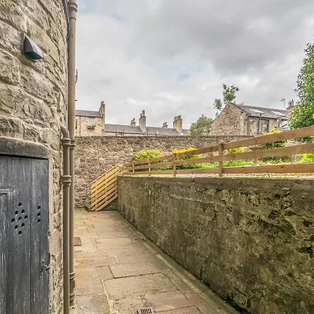 Tatil Evi Superb 3beds House In Chic Area Of The Centre - Pass The Keys Edinburgh