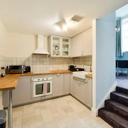 Appartement Guestready - Remarkable 2-Bedroom Apartment In Holyrood Park Édimbourg