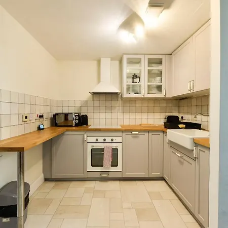 Guestready - Remarkable 2-Bedroom Apartment In Holyrood Park *