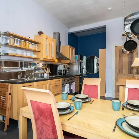 Pass The Keys Quiet 2beds Flat With High Ceilings And Great Views *