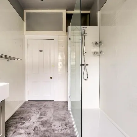 公寓 Bright And Airy 3 Bedroom Traditional In Stockbridge 爱丁堡