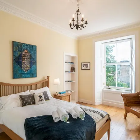 Appartement Pass The Keys Spacious 2beds Flat With Amazing Views Near The Meadows